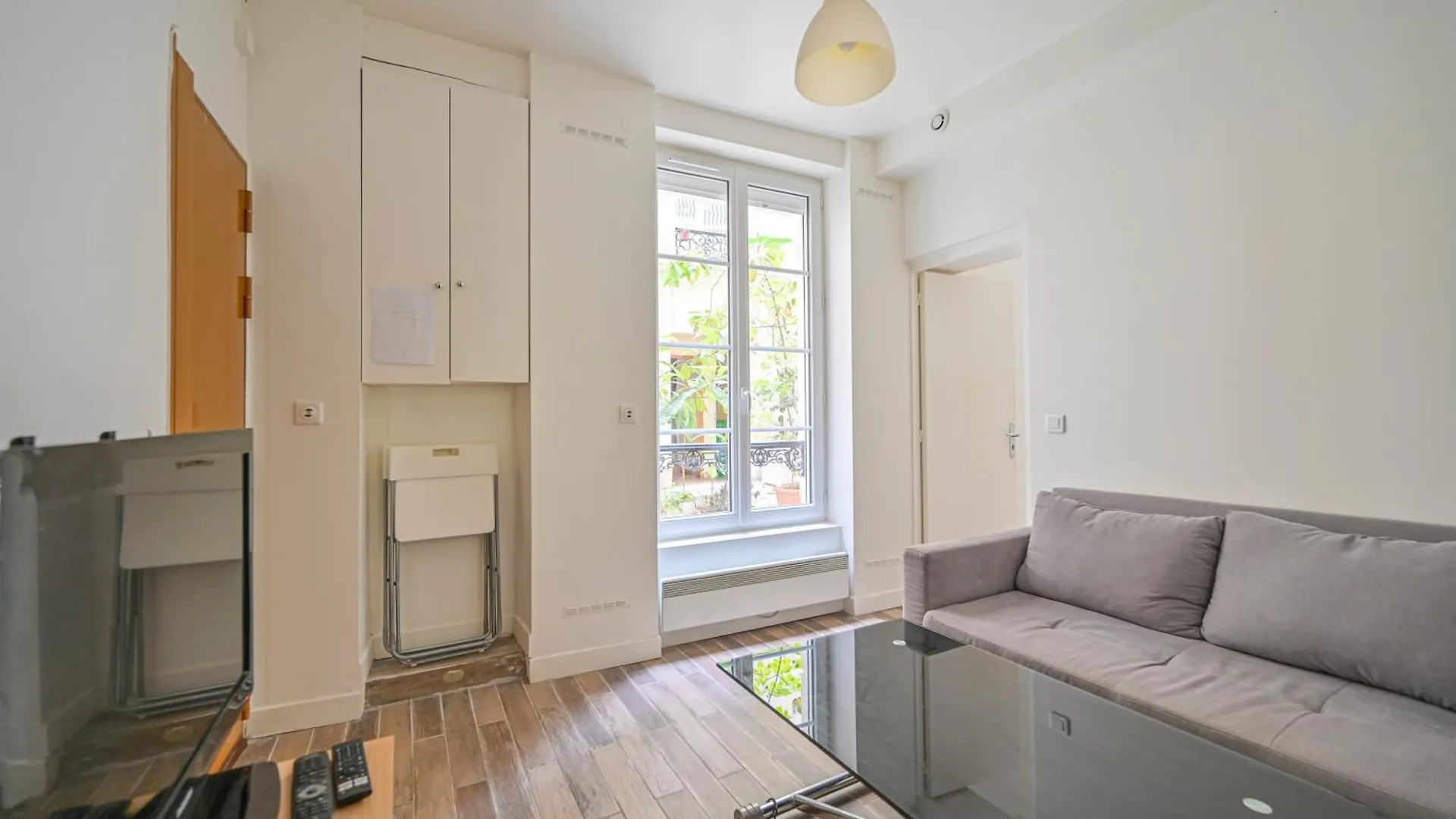 Appartement Suite Truffaut Paris 0*,